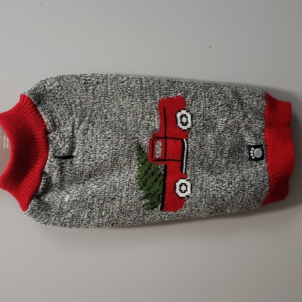 Petrageous Designs NWT Dog Apparel Gray Sweater with Red Truck and Tree Design